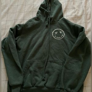 Women’s green Tilly’s hoodie